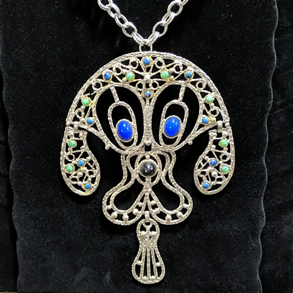 VTG Dog Statement Necklace